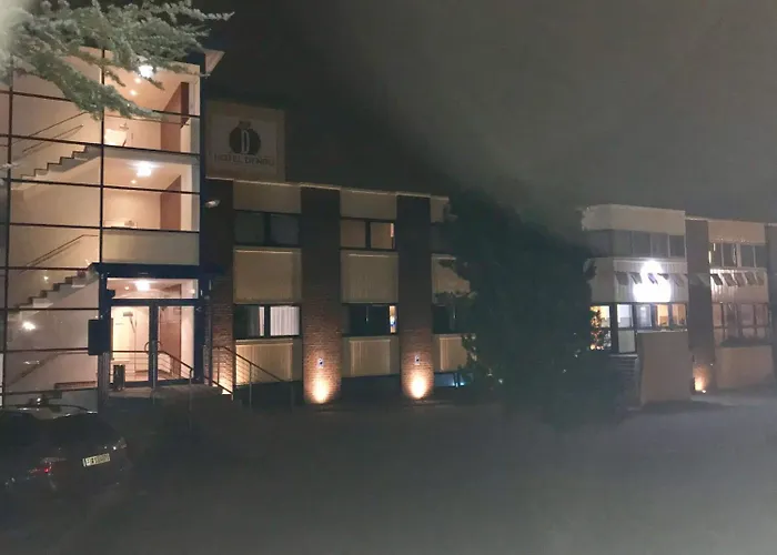 Denbu Hotel 3*