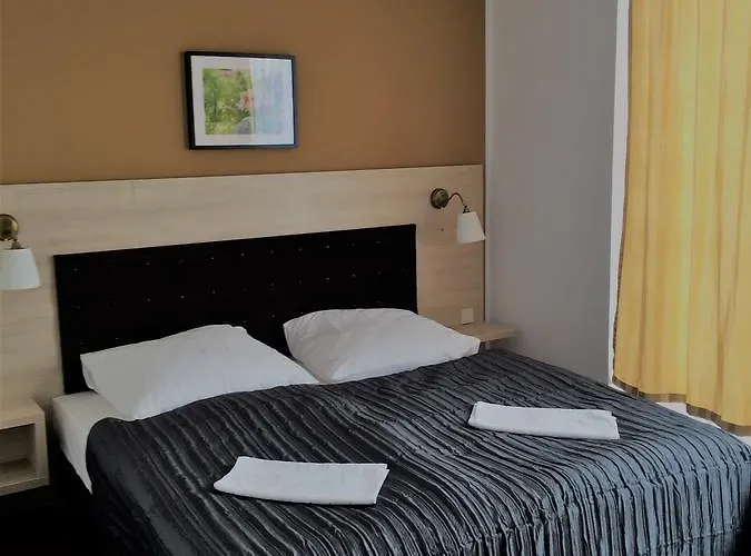 Denbu Hotel 3*